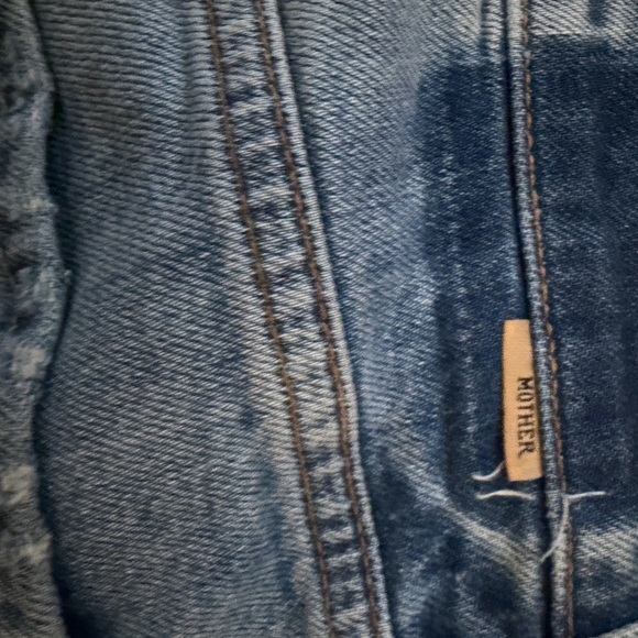 MOTHER The Tomcat high rise distressed jeans - Picture 6 of 8